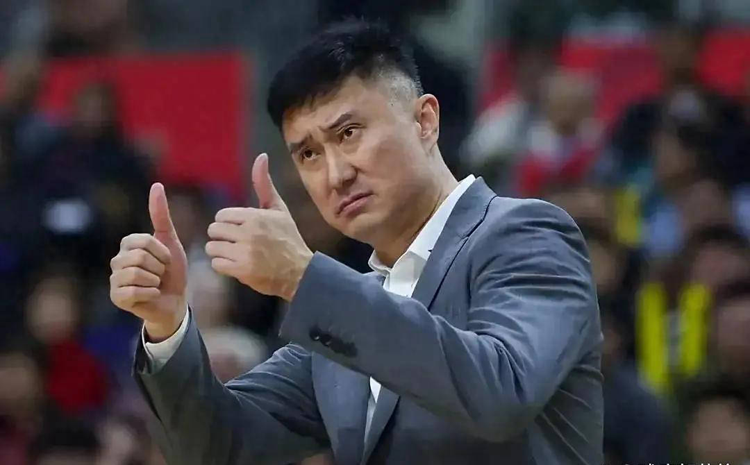 杜锋禁赛风云：吉伦沃特禁赛年限或取决于杜锋处罚