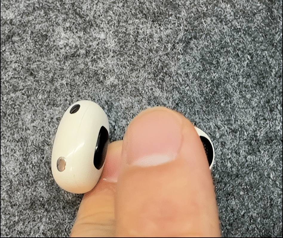 颜值与实力并存！漫步者LolliClip AI：我的通勤时尚“声”装备