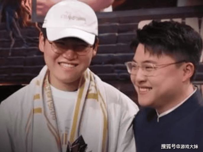 Uzi世界赛后行为怪异，突然高强度训练，新赛季准备第三次复出？